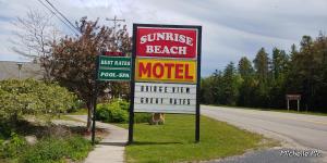 Sunrise Beach Motel