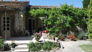 B&B / Chambres d'hotes Mas Grimaud - Gite- Studio et chambres d'hotes familiales : photos des chambres