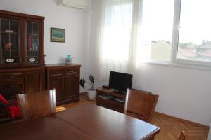 Sunny Cozy Flat in the Centre close to beach 4 rooms 105sqm