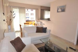 Cosy One-Bedroom Apartment -StayInAntibes- Le Cosy