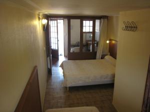 Motels Hotel La Reserve : photos des chambres