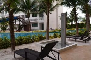 Maldives Laguna Beach Resort 3