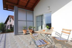 Two-Bedroom Apartment with Terrace room in Apartments with a parking space Slunj Plitvice - 17526