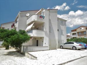 Apartment SINISA 