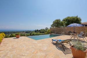 Davids Villas - Private Pool & Scenic Surroundings, by ZanteWize