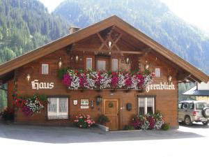 Haus Fernblick - 4-star hotels in Kappl