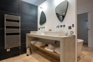 Hotels Domaine la Pierre Blanche : photos des chambres