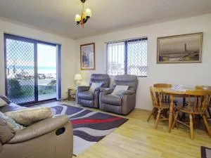 Seabreeze 6 - Gloucester