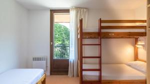 Appart'hotels Vacanceole - Residence Les Gorges Rouges : photos des chambres