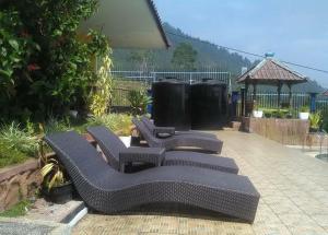 Villa Panderman Indah