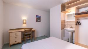 Appart'hotels Vacanceole - Residence Les Gorges Rouges : photos des chambres