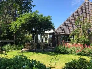 Hotel De Horper Wielen - 东弗利兰