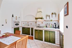 Central Balcony Apartment