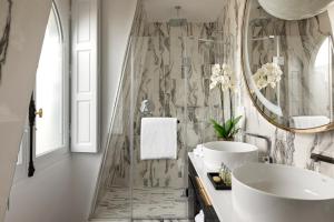 Hotels La Clef Champs-Elysees Paris by The Crest Collection : photos des chambres
