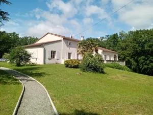 LE CHEMINARD - Vianne