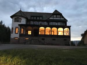 Appartements Logis Du Haut-Koenigsbourg : photos des chambres