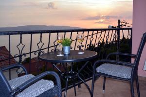 Apartments & Room MaDi