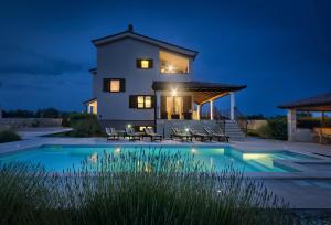 4 star talu Villa Stokovci Štokovci Horvaatia