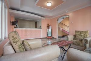 RedDoorz at Amellia Pasteur Bandung