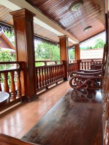 Villay Vanh Place House