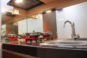 Homey Studio Room Gateway Pasteur Apartment By Travelio