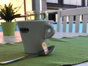 Lets Holidays New Flat Beachfront In Castelldefels