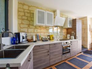 Maisons de vacances Holiday home near Thizay with private pool : photos des chambres