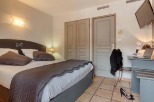 Hotels Logis Hotel Les II Mas - Perpignan Sud : photos des chambres