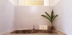 Baan Hinlad Home and Hostel