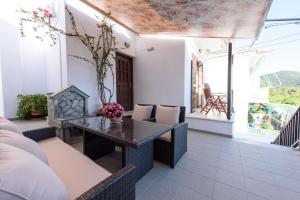 Eleni Studios Neo Klima Skopelos