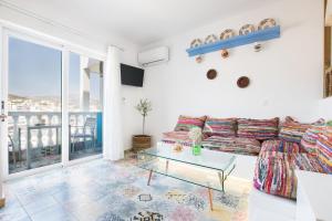 Gorgona Traditional Studio