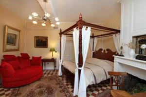B&B / Chambres d'hotes Chateau de Vaugrignon - Beer Spa : Chambre Familiale