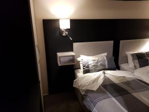 The Old Black Horse Inn