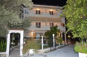 MARGARITA APARTMENTS - 埃皮斯科波斯