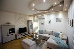 Apartman LUNA - 特雷比涅