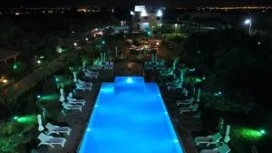 La Terra Nostra - Lékhaion