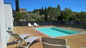 Maisons de vacances Villa piscine Sud France : photos des chambres