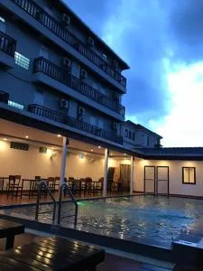 Jasmine Vangvieng Hotel - Vang Vieng