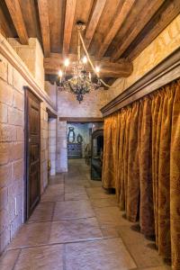 B&B / Chambres d'hotes Auberge de l'Abbatiale : photos des chambres