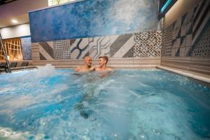 Honey Paradise glamping resort