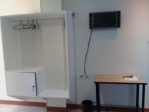 D & B BLUESTAR BEACH RESORT