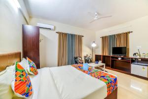 FabHotel K7 Trends With Pool, Calangute Beach