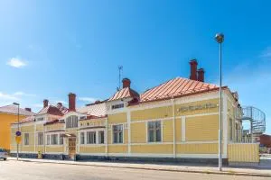 De Gamlas Hem Hotel & Restaurant - Peherrys