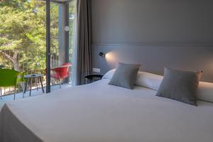Superior Double or Twin Room with Terrace room in GHT Sa Riera