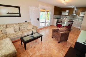 Villa, Piscine, Plage. Las Tres Calas. Locamar. Joan Carles