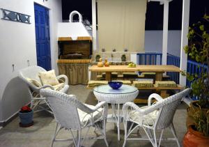 Heliotropio Studios & Apartments Milos Greece