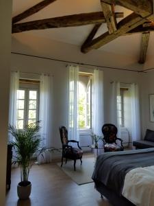 B&B / Chambres d'hotes Oh, le chateau! : photos des chambres