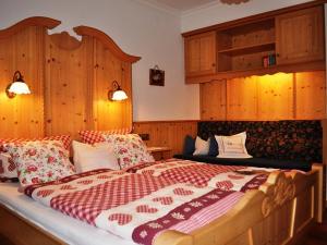 Comfort Double Room with Balcony room in Gästehäuser Schwemmbauer