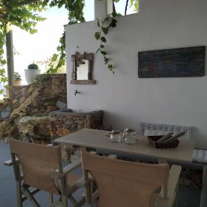Plori House Skyros Greece