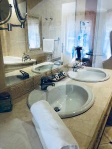 Hotels Chateau De Floure & Spa : Suite